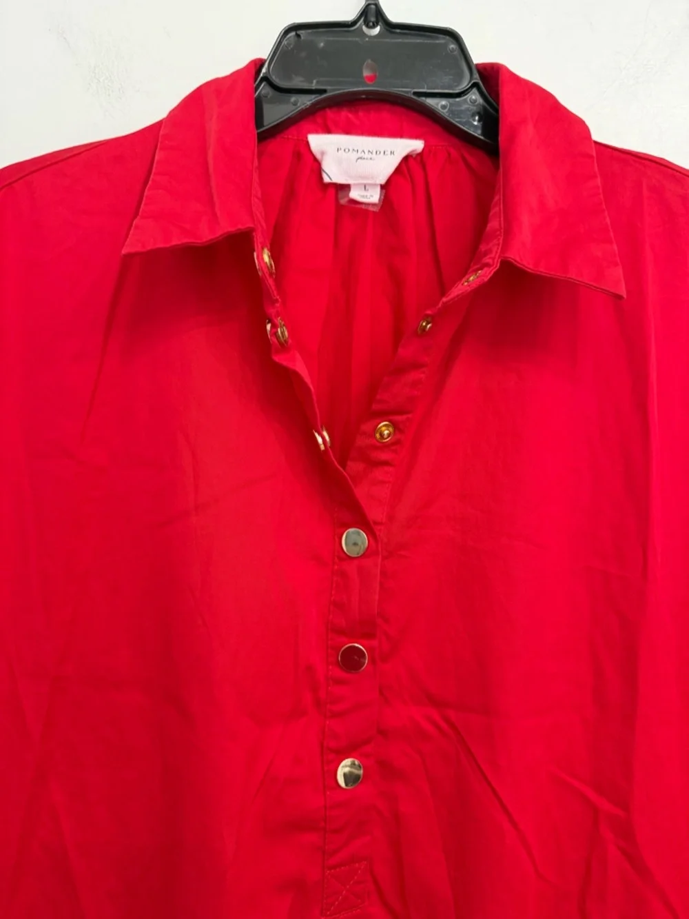 Tuckernuck Pomander Place Red Cotton Shirt Dress Gold Button Preppy 36439 - Picture 4 of 9